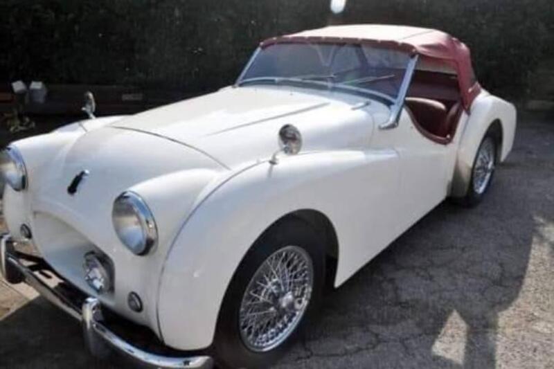 Triumph TR 2 km 0 d&#039;epoca del 1954 a Soresina